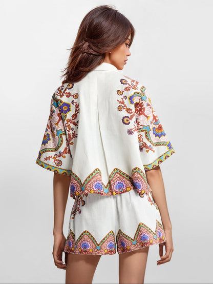 Completo Due Pezzi Boho a Fiori – Camicia e Shorts Coordinati
